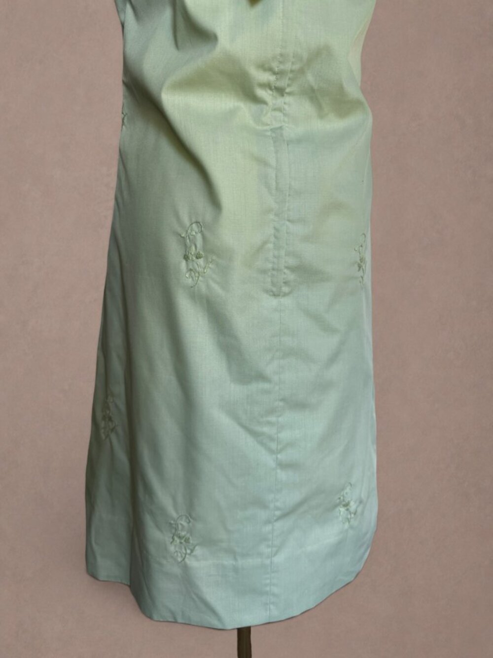 Sleeveless Mint Green Embroidered Mini Dress - Picture 9 of 9